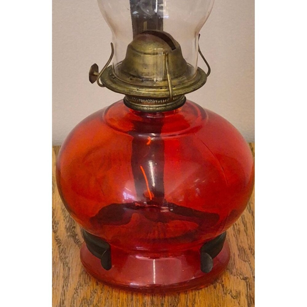 Vintage Red Glass P & A Dorset Thomaston CT Hurricane Oil Lamp Wall Bracket - Picture 3 of 12